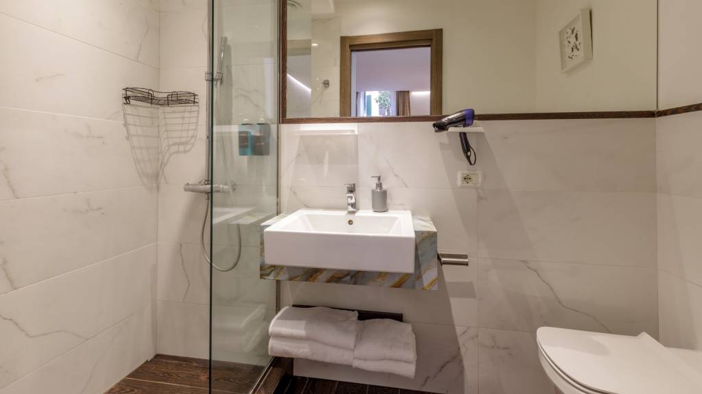 corso-grand-suite-roma-camera-matrimoniale-doppia-IMG-0688