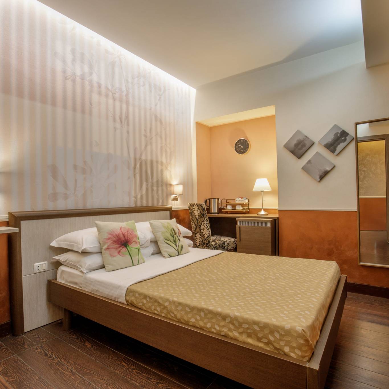 corso-grand-suite-roma-camera-doppia-uso-singola-verticale-IMG-0620